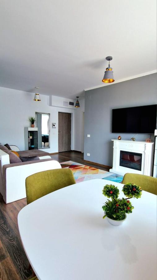 Cozy Apartment Prima Residence Gran Varadino Esterno foto
